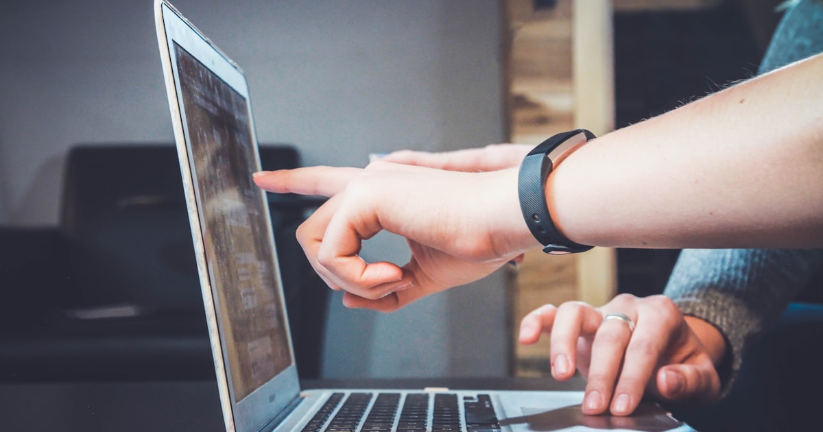 Automatisation des réponses FAQ e-commerce